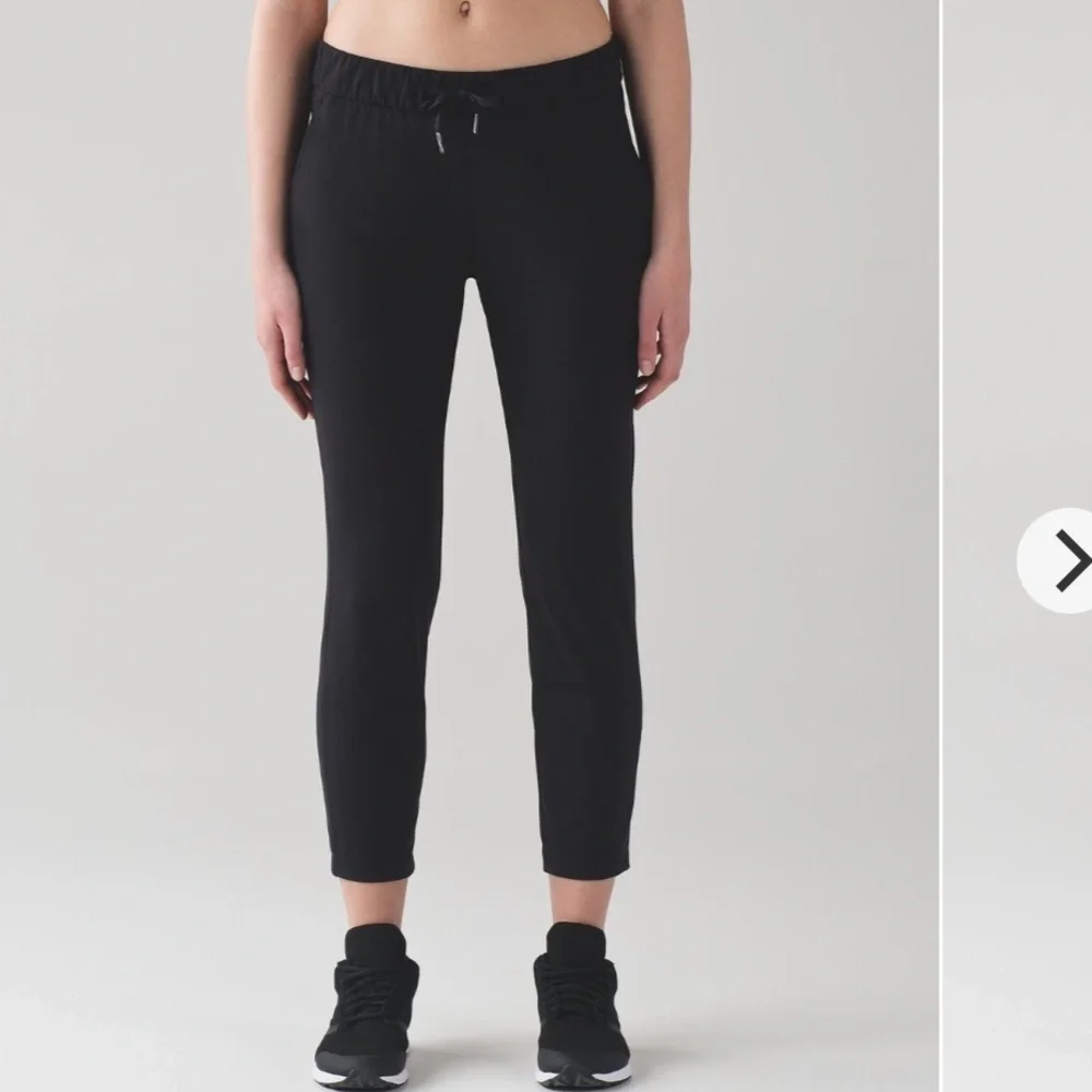 Lululemon on the fly Pants